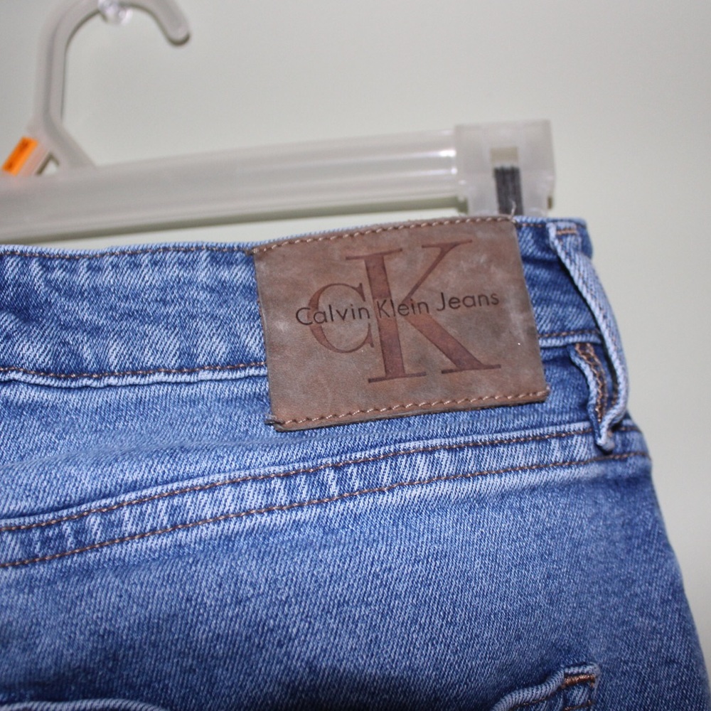 Calvin Klein Highwaisted Mom Jeans